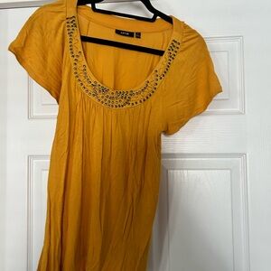 Apt. 9 Women's Mustard Embellished Short Sleeve Top
